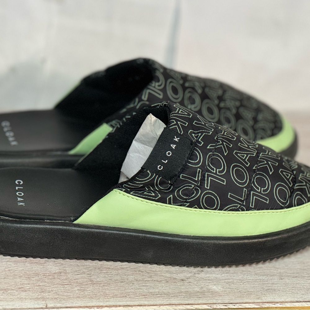 Cloak Black and Green Flats size 9 new